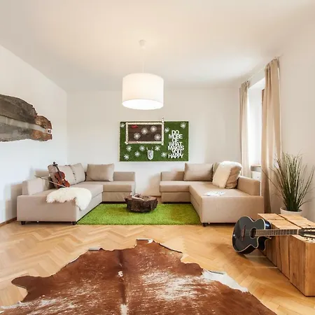 Apartment Wohnen Am Schlossberg *